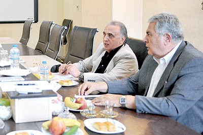 صنایع پایین‌دستی پتروشیمی درتنگنا