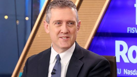 Fed\'s Bullard becomes first on central bank to suggest delaying December rate hike