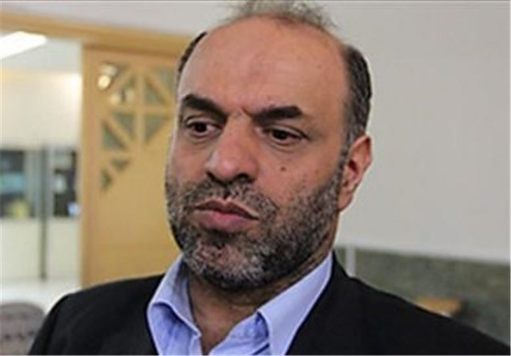 لزوم اِعمال مدیریت جدید در بازار ارز با توجه به تحریم های نفتی