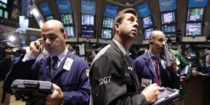 ضرورت استفاده از ظرفیت بانک ها برای حل مشکل تامین ضمانت نامه خریداران نفت از بورس