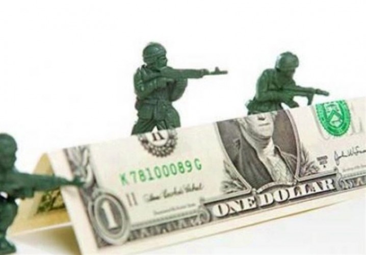 آمریکا در بازار کالا و ارز ایران مداخله می‌کند