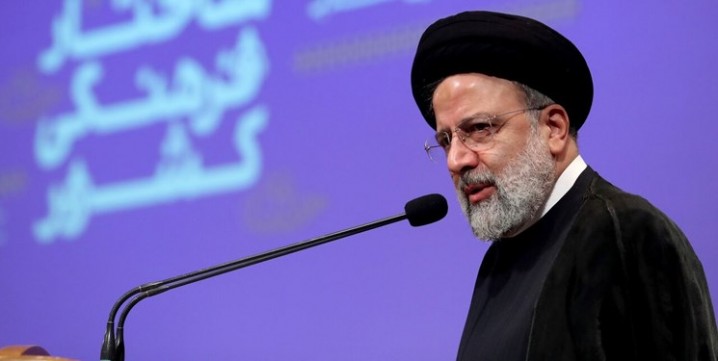 رئیسی: دشمن می‌خواهد استعدادهای ما را غارت کند/ آماده‌ایم برای فراقوه‌ای کردن بنیاد نخبگان لایحه بدهیم