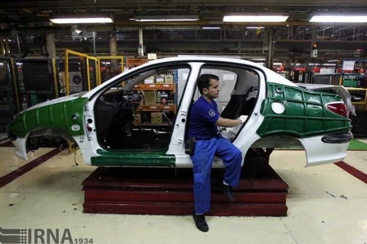 تولید هر خودرو به معنای زیان بیشتر صنعت خودروسازی است