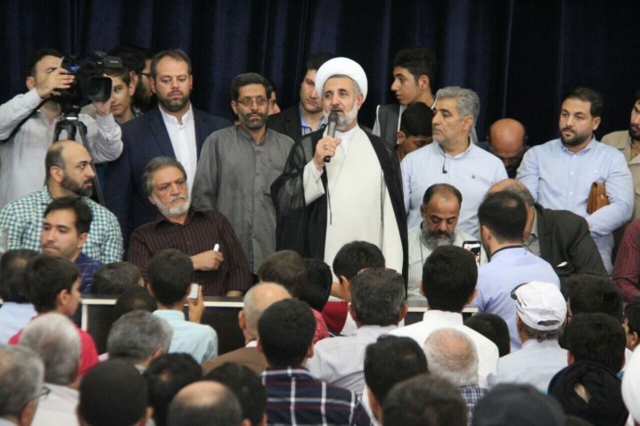 شش اشتباه رئیس کمیسیون امنیت ملی در یک سخنرانی