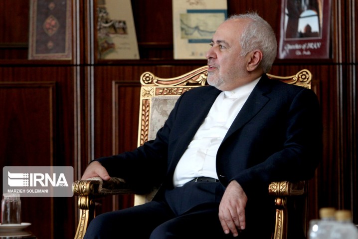 ظریف: لازمه اجرای تعهدات ایران، تضمین فروش نفت توسط اروپایی ها است