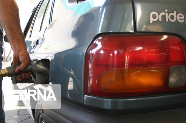 دروغ‌پردازی درباره گران شدن بنزین/ تکذیب تغییر در نحوه عرضه و قیمت بنزین 