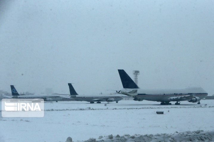 مسافران پیش از عزیمت به‌ فرودگاه با شماره ۱۹۹ تماس بگیرند