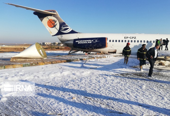 ۲ مصدوم در حادثه خروج هواپیما از باند فرودگاه ماهشهر