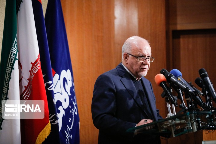 هدف‌گذاری ۲۵ میلیارد دلاری صنعت پتروشیمی در سال ۱۴۰۰