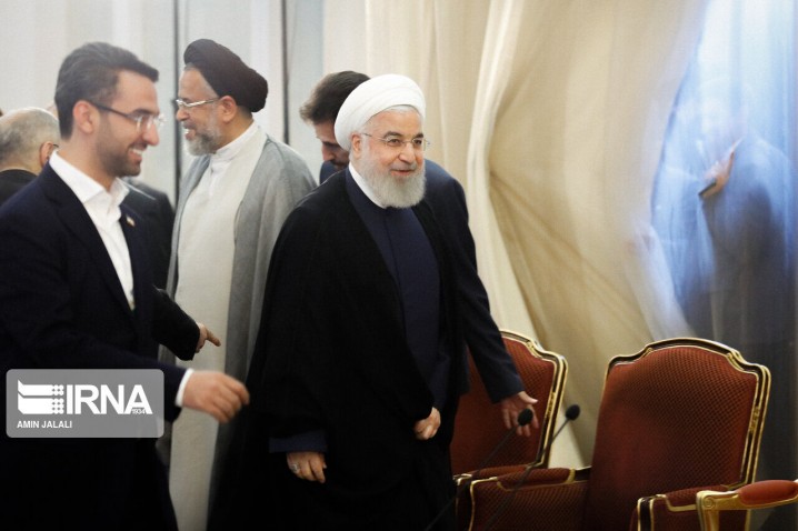 دولت روحانی و وعده جریان آزاد ارتباطی