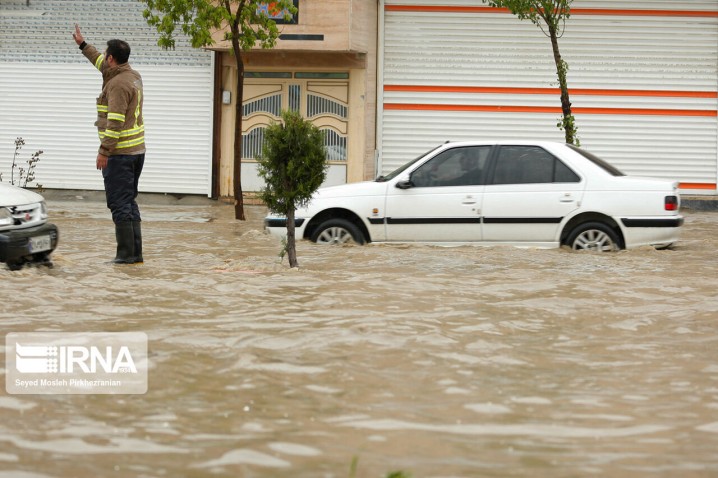 اعلام وضعیت نارنجی هواشناسی برای ۱۱ استان/ هشدار آبگرفتگی معابر عمومی و طغیان رودخانه‌ها
