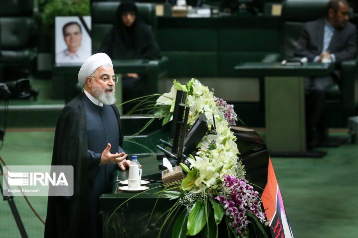 طرح سوال از رئیس‌جمهوری؛ به دنبال چاره یا چالش؟