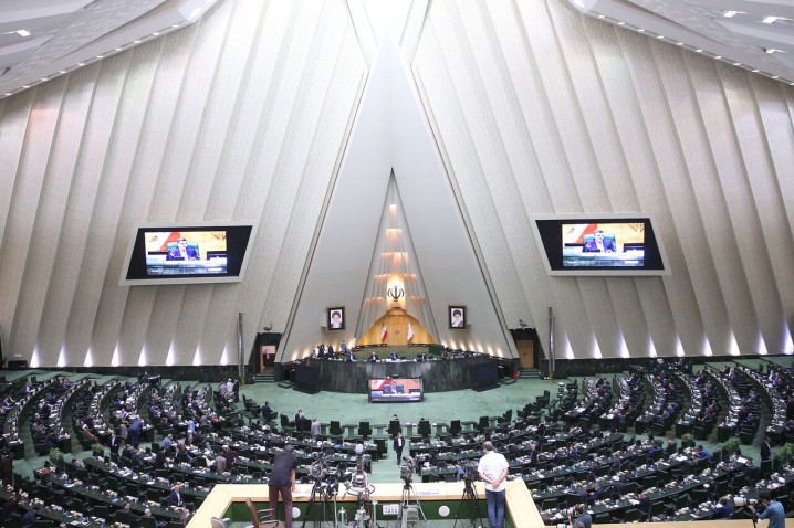 وزیران ارشاد و آموزش و پرورش به مجلس میروند