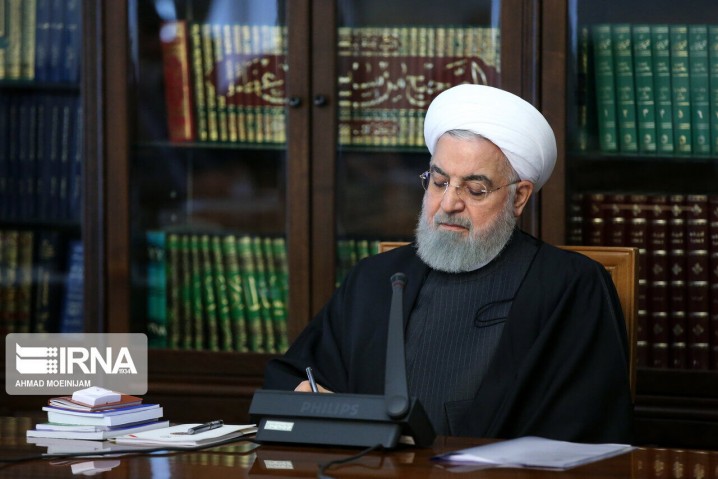 تاکید روحانی بر رسیدگی سریع حادثه آتشسوزی مرکز درمانی سینا اطهر