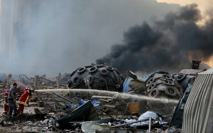 انفجار بیروت ۳۰۰ هزار بی خانمان برجا گذاشت