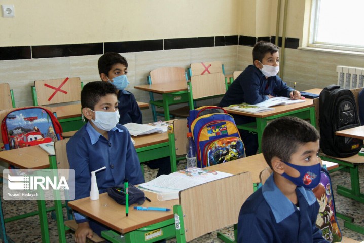 آموزش دانشآموزان در دوران پساکرونا ترکیبی است