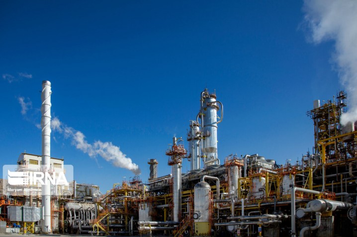 تحقق اهداف صنعت پتروشیمی به ۲۴ میلیارد دلار سرمایه نیاز دارد