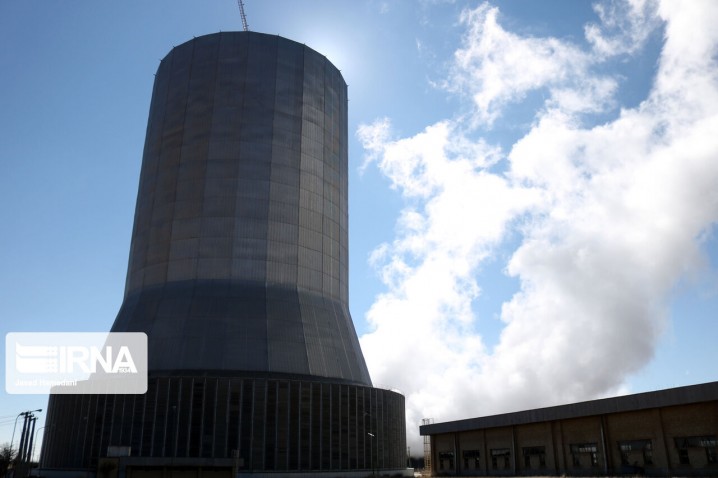 تلاش وزارتخانه‌های نیرو و نفت برای تامین سوخت زمستانی نیروگاه‌ها