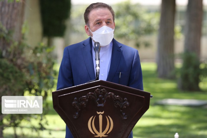 واعظی: رییسی منتخب همه مردم ایران است