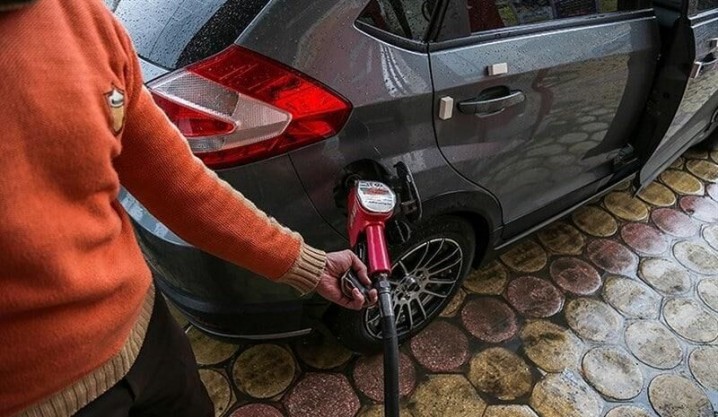 اتصال ۲۲۰ جایگاه به سامانه هوشمند سوخت/ فعالیت ۳۰۰ تیم فنی در کشور