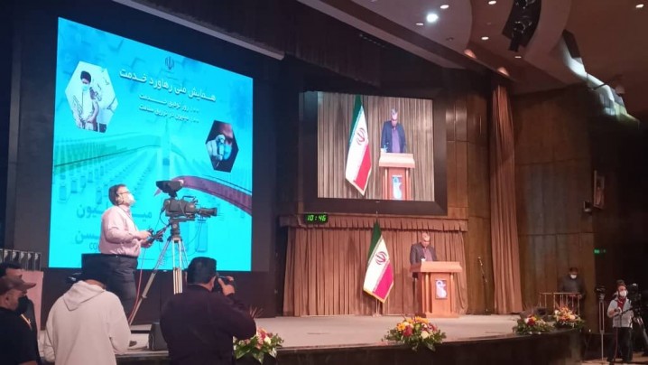 در تولید واکسن داخلی در جهان پیشرو هستیم/مراقب ویروس جدید باشیم