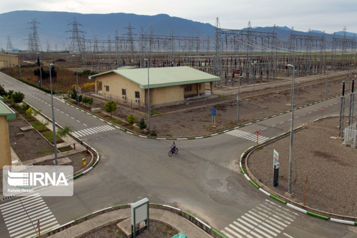 آغاز مرحله اجرایی طرح احداث نیروگاه توسط بخش صنعت/ ۵ هزار و ۳۰۲ مگاوات نیروگاه توسط صنایع احداث می‌شود