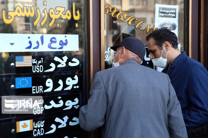 ارزهای صادراتی در راه صرافی‌ها/ نرخ ارز کاهش می‌یابد