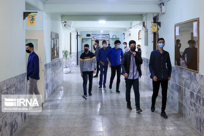 کمبود معلم برای مهر وجود ندارد/ توصیه به تزریق دز یادآور واکسن کرونا