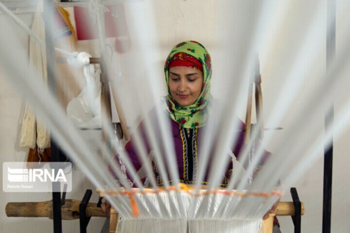 پرداخت ۹۰۰ میلیارد تومان از تسهیلات مشاغل خانگی/ صدور ۱۳۰ هزار مجوز