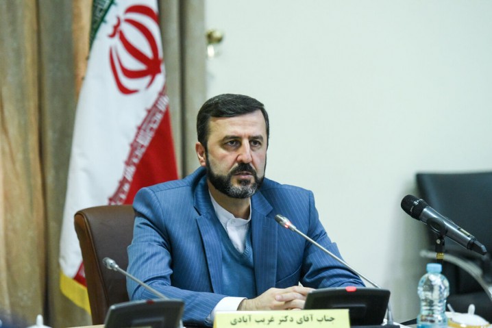 انتقاد غریب‌آبادی از بازداشت و محاکمه غیرقانونی «اسدالله اسدی»