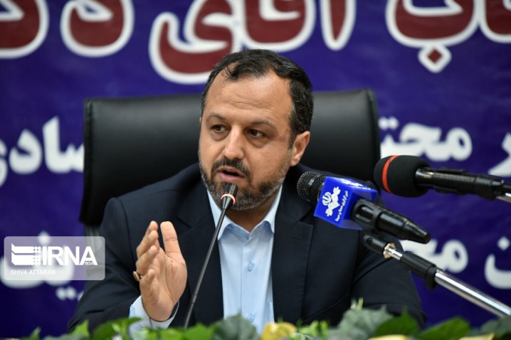 خاندوزی: برخی که با ارز ۴۲۰۰ فربه شده بودند می‌گفتند امکان حذف آن وجود ندارد