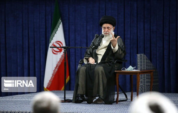 امروز تکیه بدخواهان ایران و اسلام به جنگ نرم است/ در سخت‌ترین شرایط باید به کمک الهی و همت خود امیدوار بود