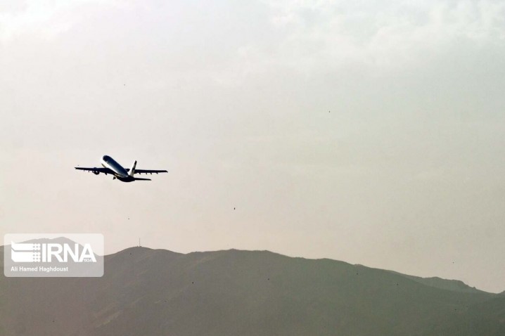 موتور بویینگ ۷۳۷ از مبدا کیش دچار نقص فنی شد/ هواپیما مشکلی برای فرود ندارد