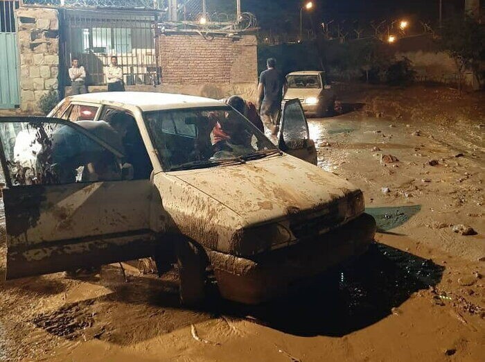 تعرض به حریم و بستر رودخانه عاملِ مهم وقوع سیل در امام زاده داوود بود