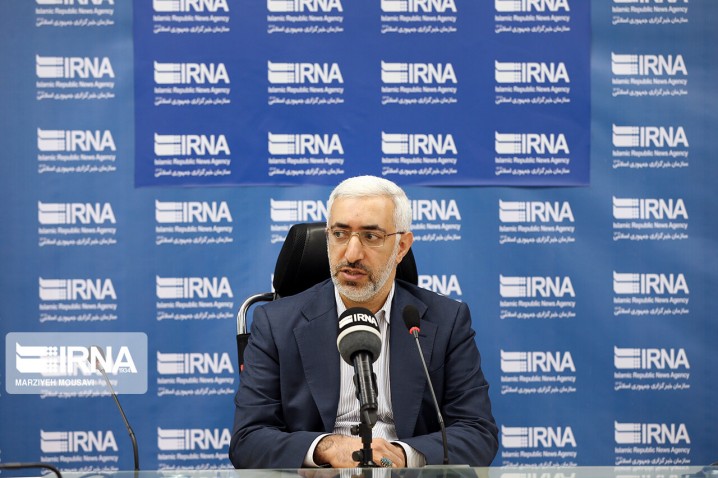 حمایت از حقوق سهامداران مهم‌ترین تصمیم دولت است/ توسعه صندوق‌های سرمایه‌گذاری