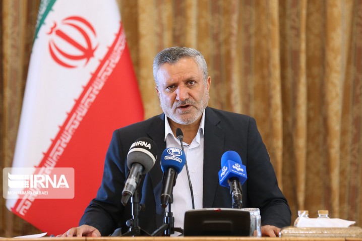 مرتضوی:راهبرد دولت تأمین درمان رایگان است/ استقلال صندوق‌های بازنشستگی ضروری است