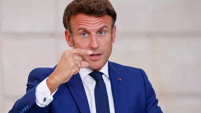 مکرون، فرانسویها را به صرفهجویی انرژی برای جلوگیری از جیرهبندی فراخواند