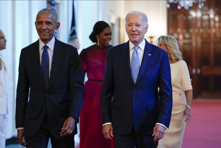 دیدار بی سر وصدای اوباما با بایدن/ رئیس‌جمهوری اسبق آمریکا نگران ترامپ است