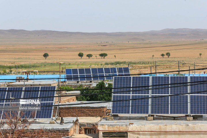 اتمام نصب ۱۰ هزار مگاوات نیروگاه تجدیدپذیر تا پایان دولت سیزدهم