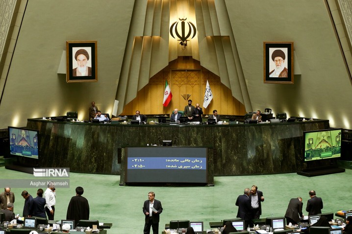 کدام نمایندگان دوره یازدهم به مجلس دوازدهم راه یافتند؟ + جدول