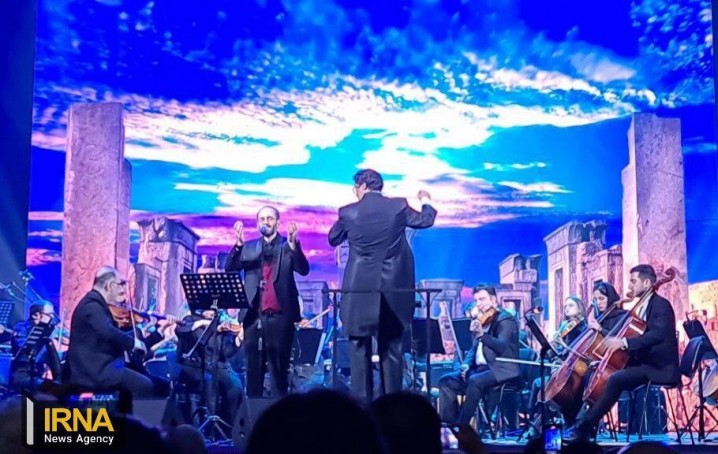 خواننده ایرانی: بازخورد فوق‌العاده‌ای از مردم مسکو و سن‌پترزبورگ داشتیم