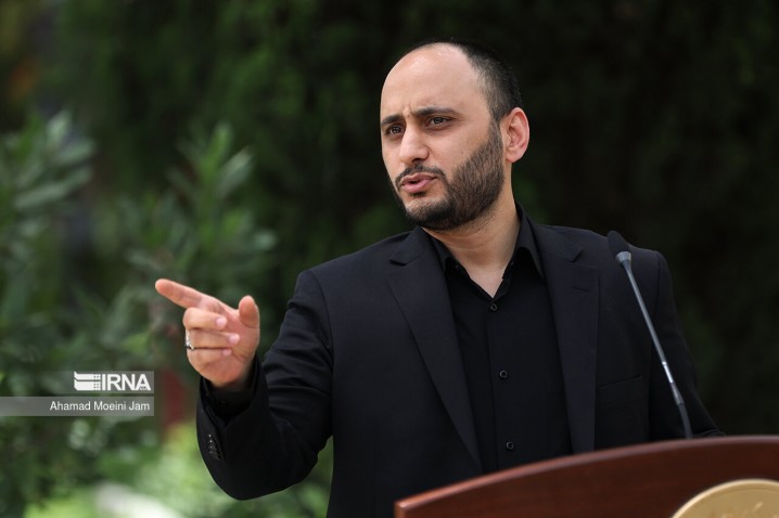 قیمت دام زنده بیش از ۱۷۵ هزار تومان در ایام تاسوعا و عاشورا گران‌فروشی است