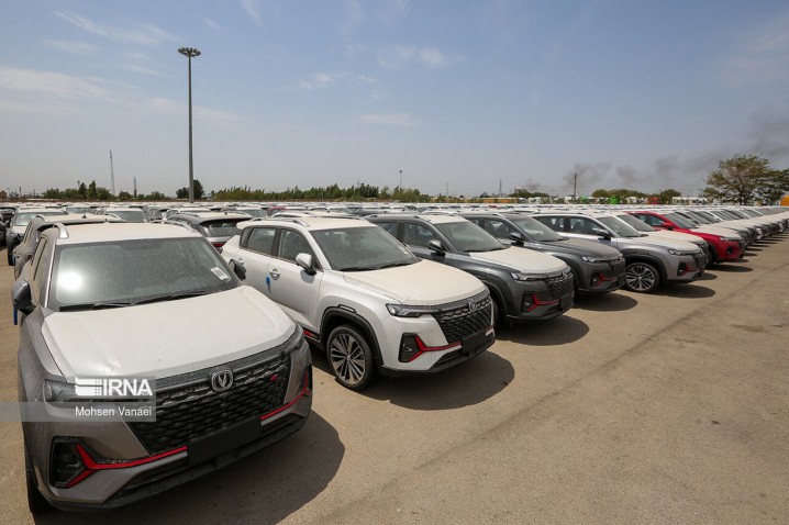 تعرفه خودروهای وارداتی در مجلس تایید شد