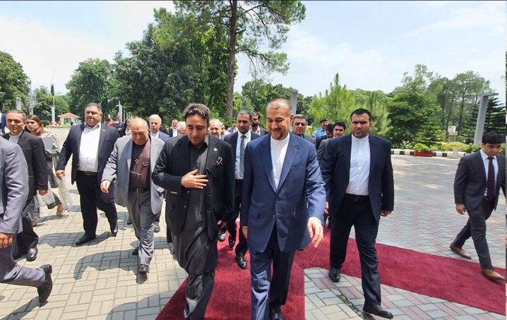 پخش زنده مراسم استقبال از امیرعبداللهیان در تلویزیون ملی پاکستان