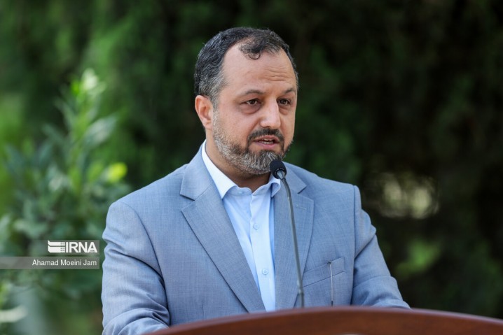 خاندوزی: تمام بدهی‌های کشور به بانک توسعه اسلامی را تسویه کردیم