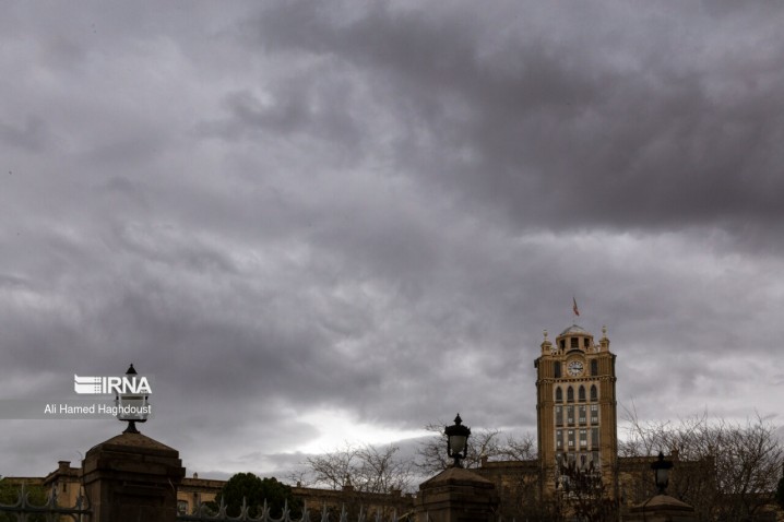 تداوم بارش‌ها امروز در ۱۴ استان/ کاهش ۱۰ درجه‌ای دما در روز چهارشنبه