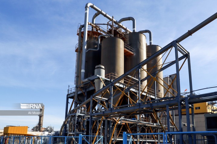 تولید ۳۲ میلیون تن محصولات پتروشیمی/ ۵.۵ میلیارد دلار صادر شد