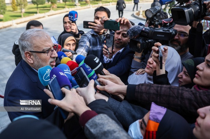 اوجی: در سال جدید سوخت گیری فقط از طریق کارت سوخت خودرو انجام می‌شود