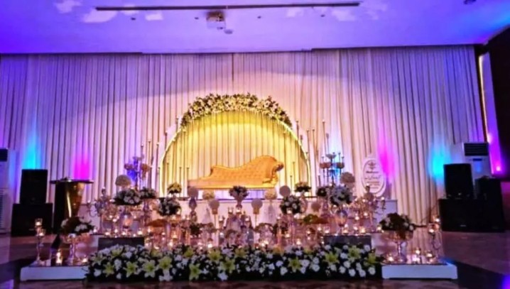 تالارهای پذیرایی میزبان کاندیداها/عروس و دامادها فعلا منتظر بمانند