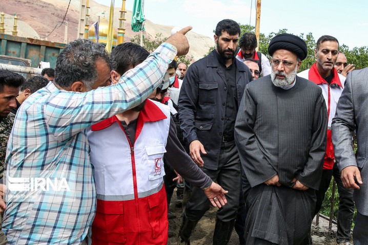 دولت سیزدهم میدان دار حل بحران‌ها و پای کار مردم سیستان و بلوچستان